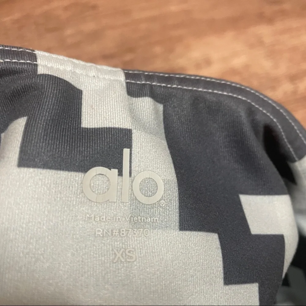 ALO Yoga Airbrush Slate Pixel Long Leggings